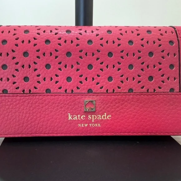 Kate Spade Wallet Bright Rose - Picture 2 of 13